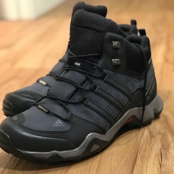 adidas terrex 10.5